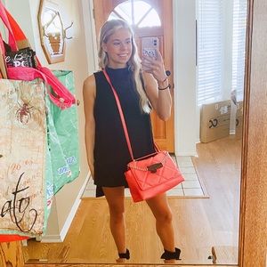 🎉💗🤍CREATE BUNDLES FOR DISCOUNTED PRICES ON ALL ITEMS FOR SALE!!🤍💗🎉